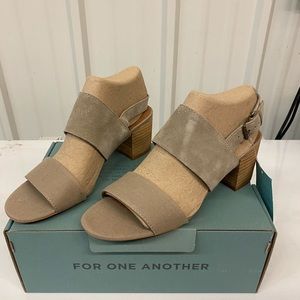 Tom’s Poppy Desert Taupe Sandal Sz 9